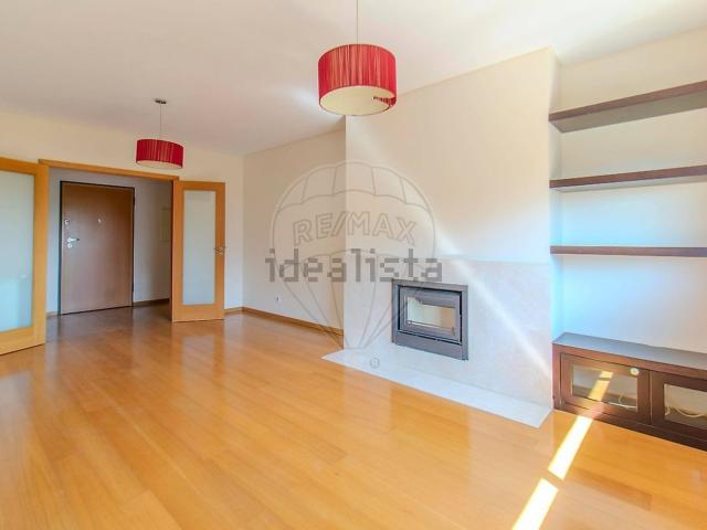 Apartamento alugar em Rio Tinto, Pedrouços