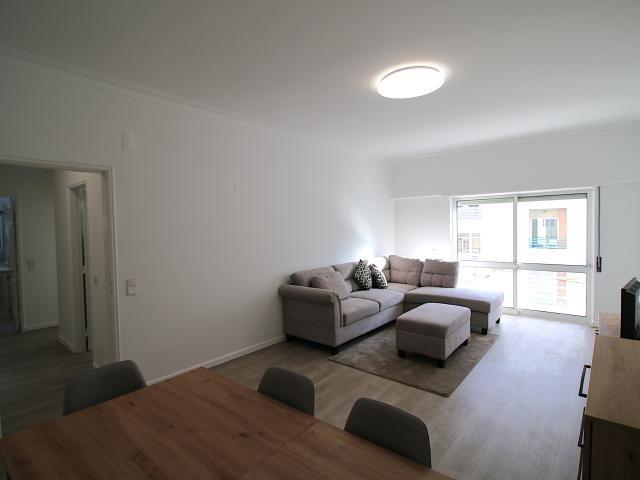 Apartamento alugar em Santo António da Caparica, Almada