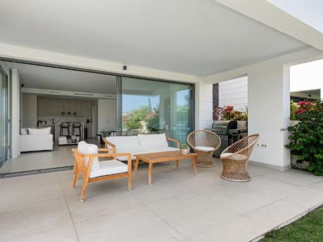 Apartamento en alquiler en Benahavís, La Quinta