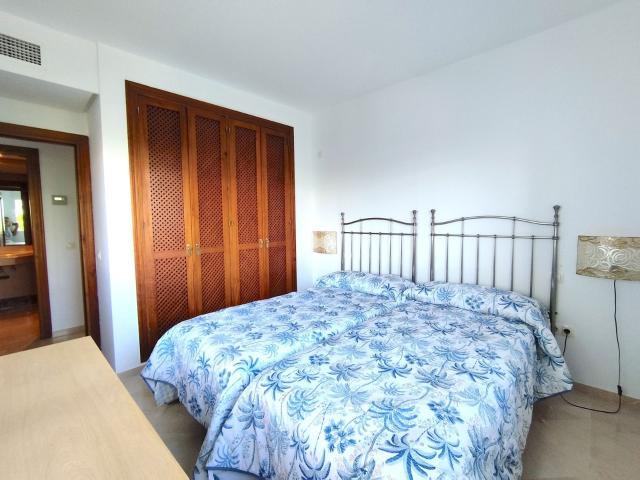 Apartamento en alquiler en Estepona, Costalita