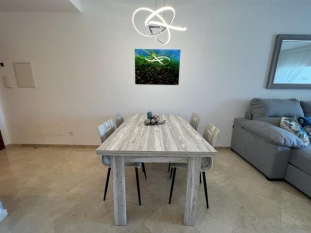 Apartamento en alquiler en Estepona, Costalita