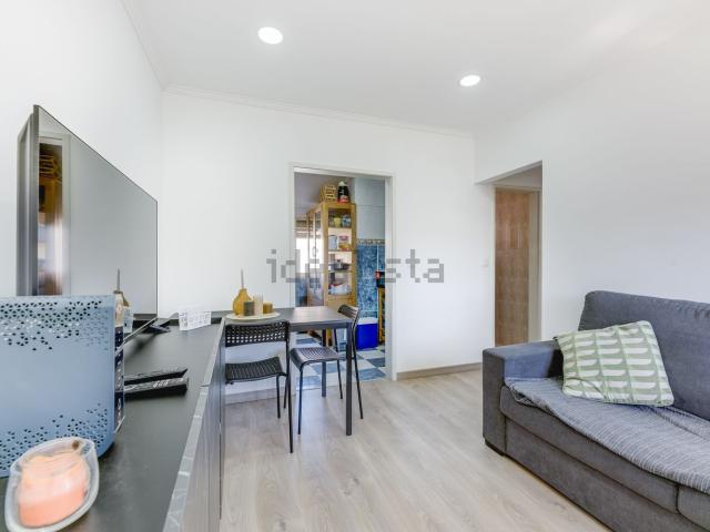 Apartamento venda em Bairro Doutor Mário Madeira, Odivelas