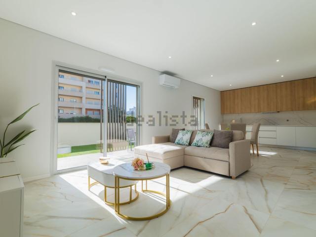 Apartamento alugar em Três Castelos, Portimão