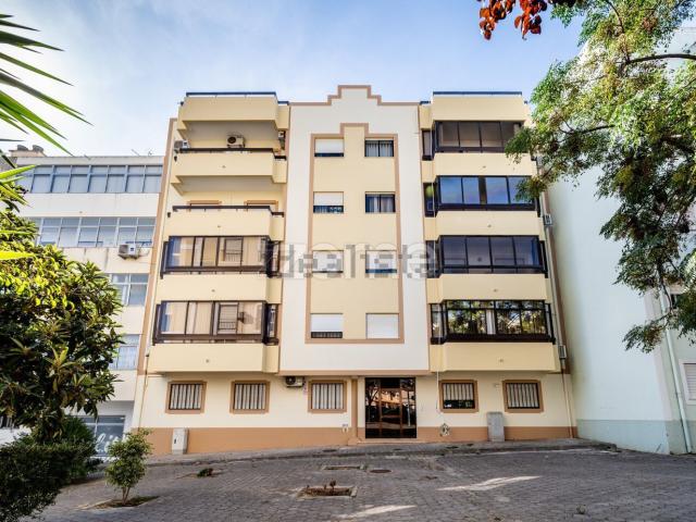 Apartamento venda em Três Bicos, Portimão