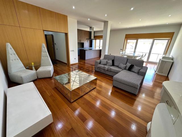 Apartamento venda em A Ver-o-mar, Porto