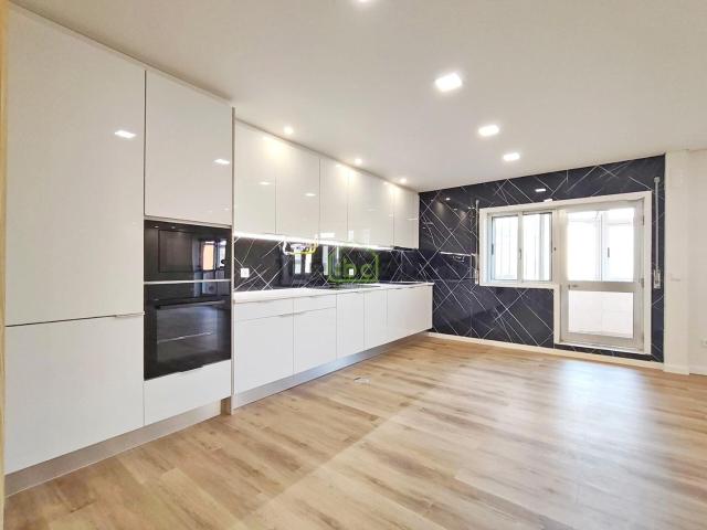 Apartamento venda em Nova Sintra, A Ver-o-mar