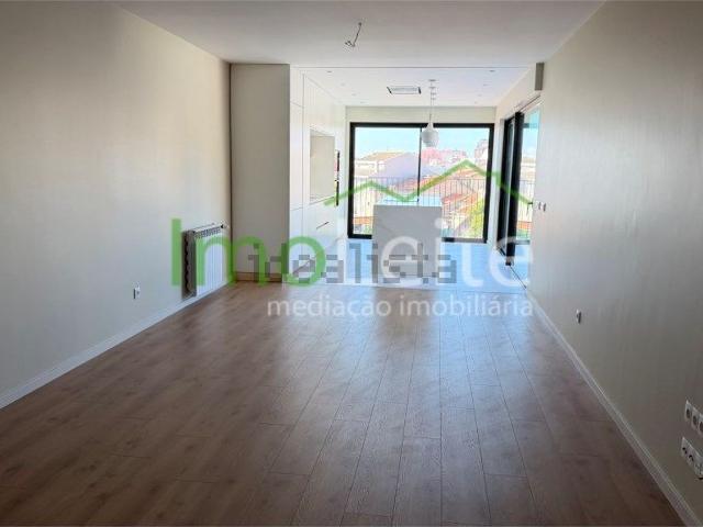 Apartamento alugar em Póvoa de Varzim