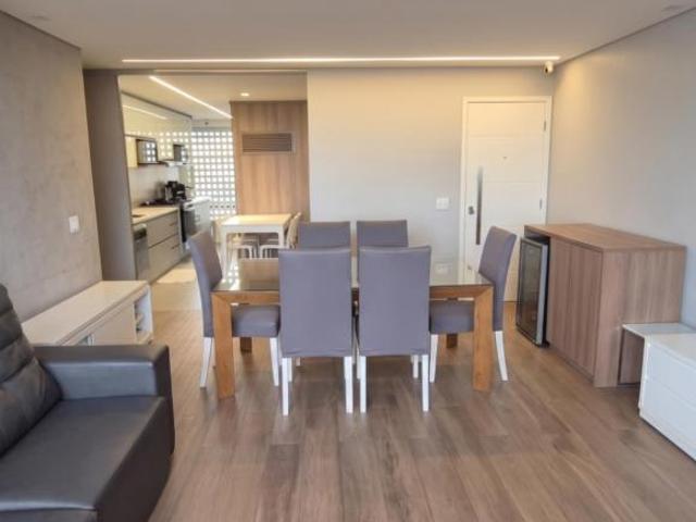 Apartamento venda em SQS 303, Plano Piloto