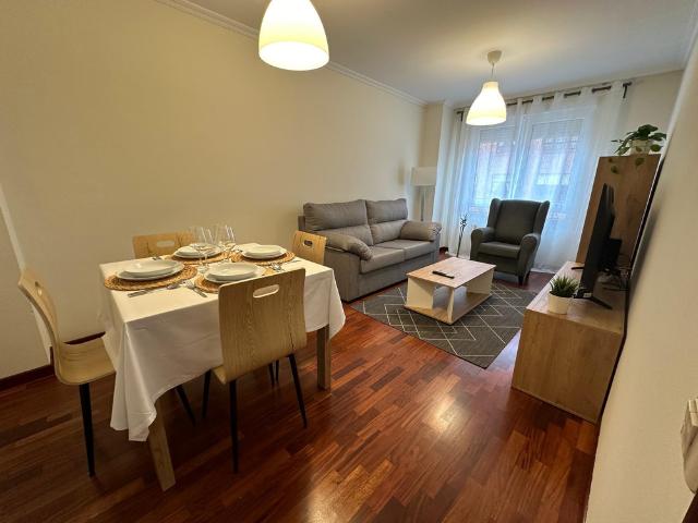 Apartamento en alquiler en Oviedo, Teatinos