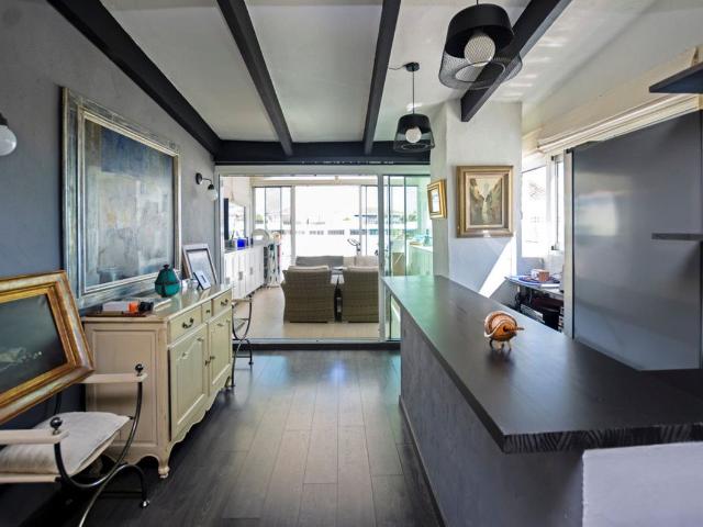 Apartamento en venta en Nueva Andalucía, Costa del Sol Occidental