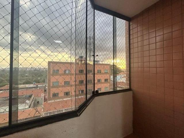 Apartamento venda em Região Geográfica Imediata do Distrito Federal, Região Integrada de Desenvolvimento do Distrito Federal e Entorno