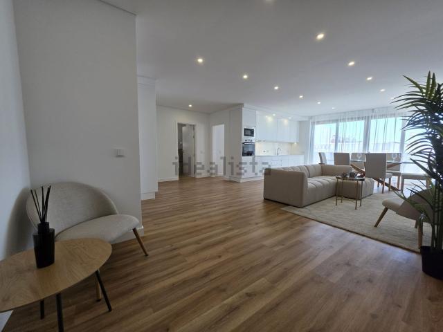 Apartamento venda em Quelfes, Olhão