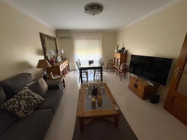 Apartamento venda em Quelfes, Olhão