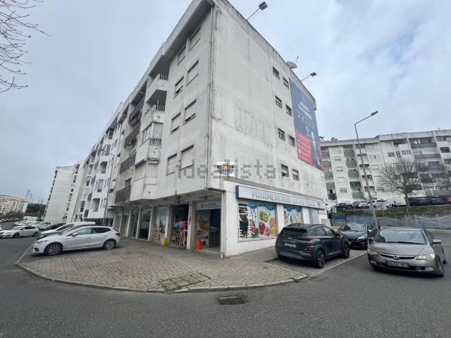 Apartamento venda em Gargantada, Amadora