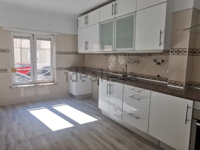 Apartamento venda em Quinta do Conde, Sesimbra