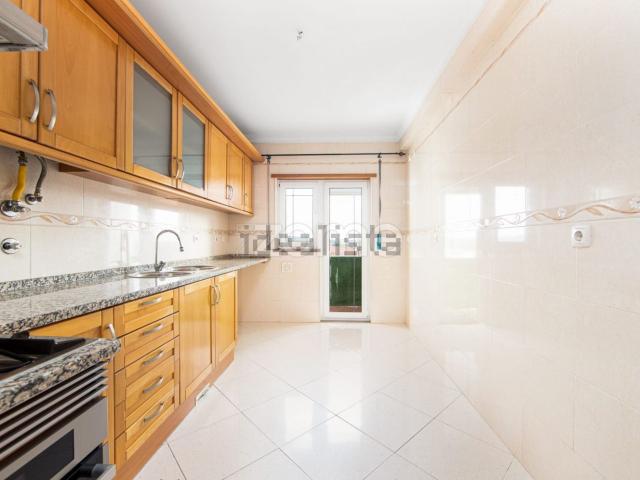 Apartamento alugar em Sesimbra, Setúbal