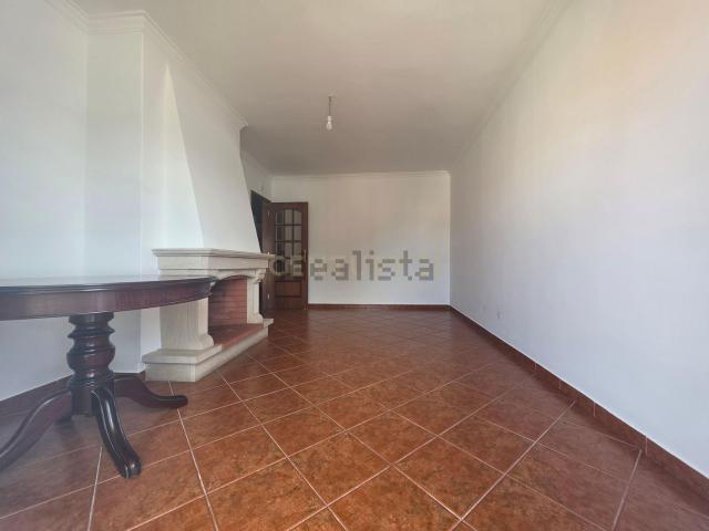 Apartamento alugar em Sesimbra, Setúbal