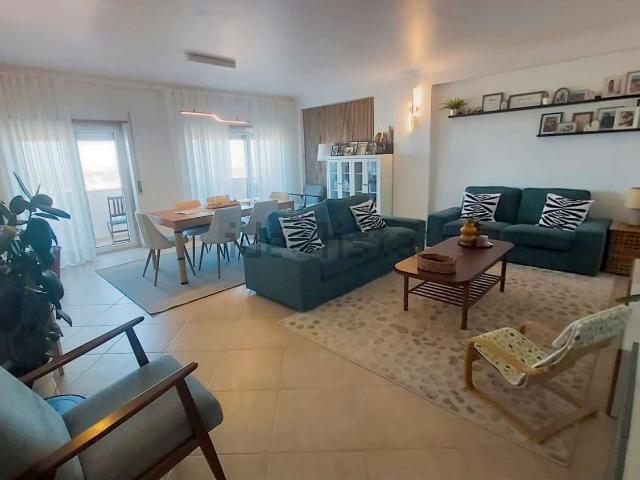 Apartamento venda em Jardim da Radial, Odivelas