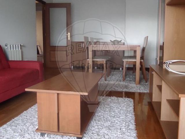 Apartamento alugar em Ramada Alta, Santo Ildefonso