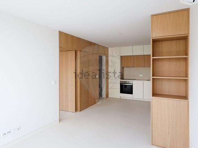 Apartamento venda em Porto