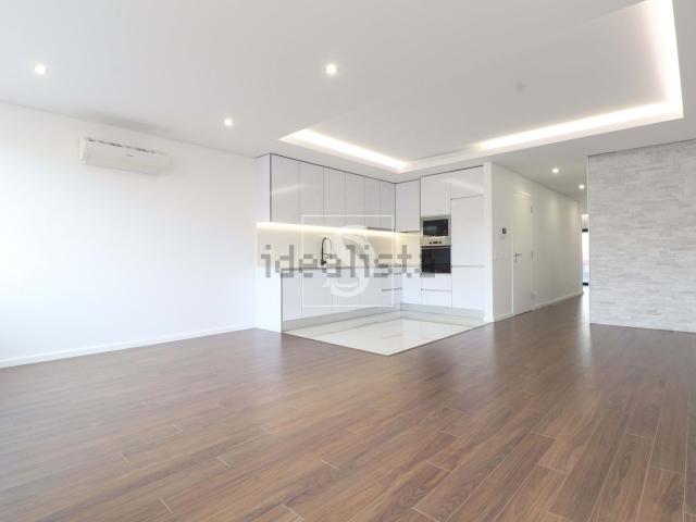 Apartamento venda em Porto