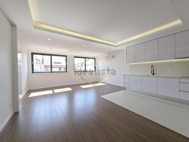 Apartamento venda em Porto