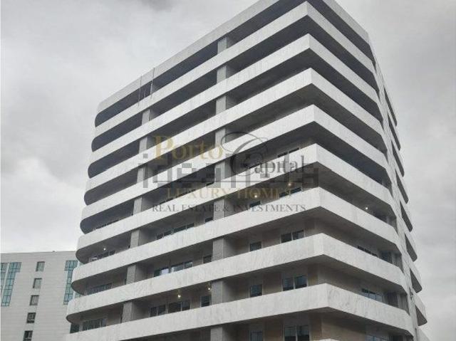 Apartamento alugar em Ramalde do Meio, Porto