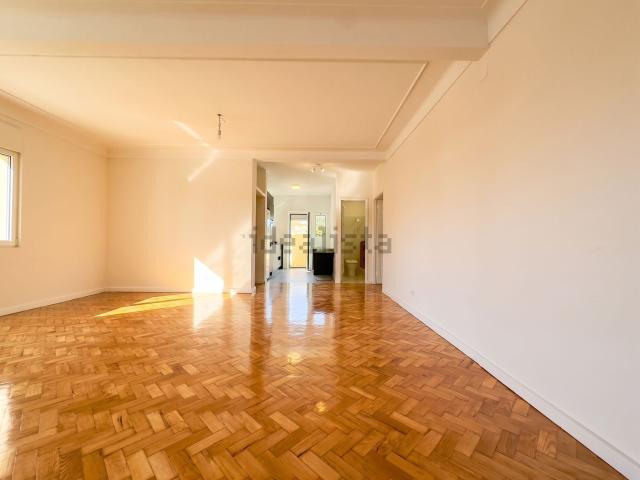 Apartamento alugar em Porto, Lordelo Do Ouro