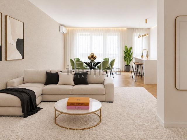 Apartamento venda em Pinheiro Manso, Porto