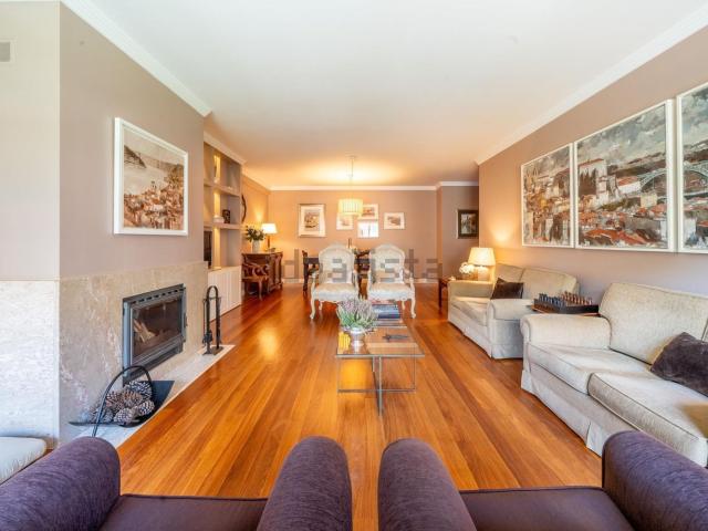 Apartamento venda em Porto, Lordelo Do Ouro
