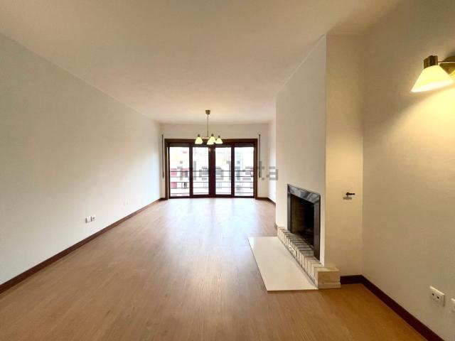 Apartamento alugar em Porto