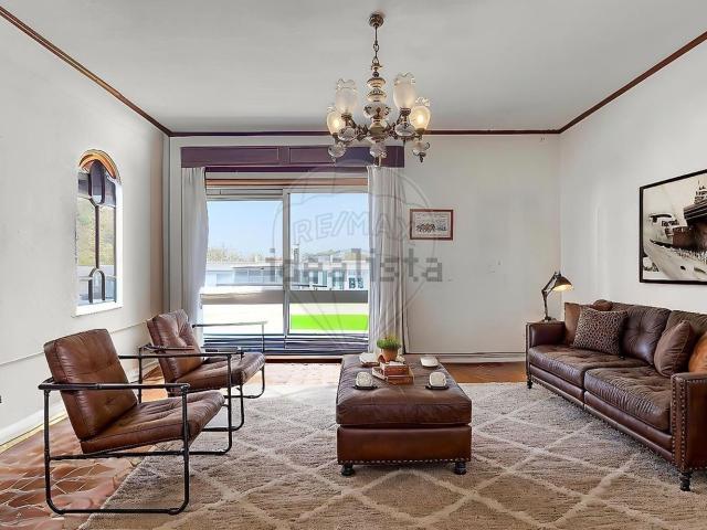 Apartamento venda em Porto