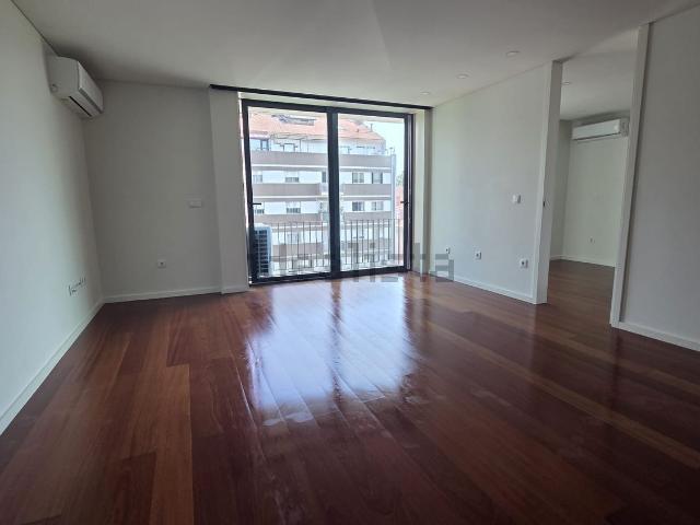 Apartamento alugar em Porto, Cedofeita