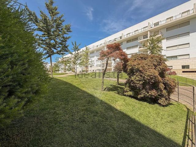 Apartamento venda em Porto