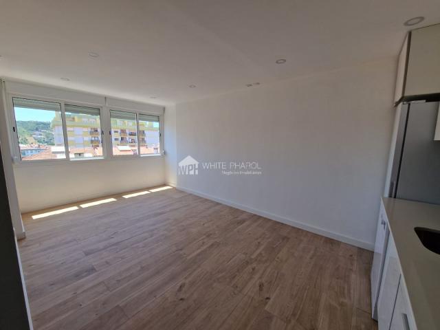 Apartamento venda em Casal do Chapim, Odivelas