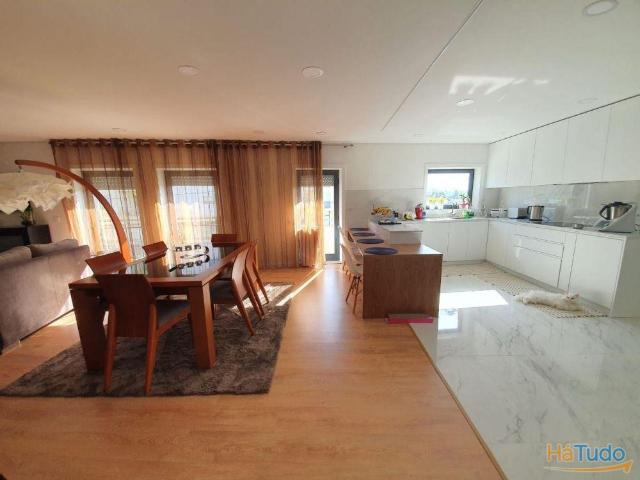 Apartamento venda em Bitarães, Porto