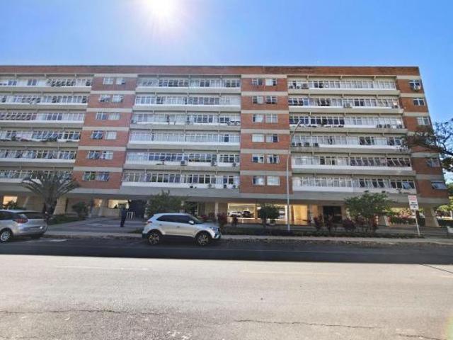Apartamento venda em Região Geográfica Imediata do Distrito Federal, Região Integrada de Desenvolvimento do Distrito Federal e Entorno