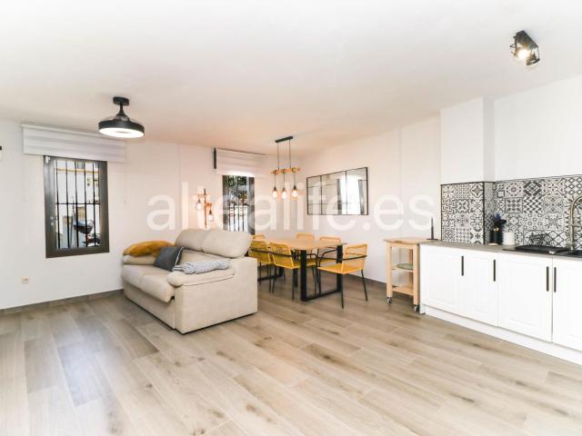 Piso en venta en la Marina Baixa, Valencia