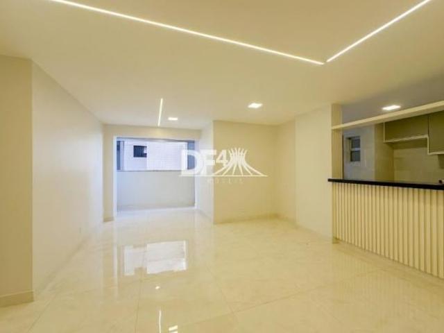 Apartamento venda em Região Geográfica Imediata do Distrito Federal, Região Integrada de Desenvolvimento do Distrito Federal e Entorno