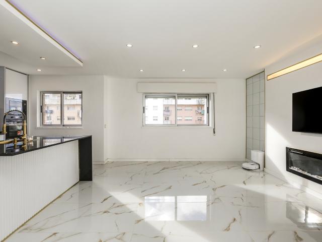 Apartamento venda em Portela de Cambra, Sintra