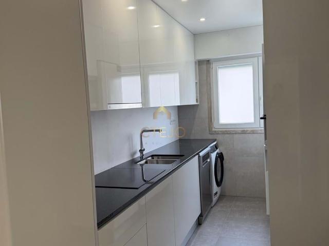 Apartamento venda em Patameiras, Odivelas