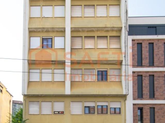 Apartamento venda em Coimbra (Sé Nova, Santa Cruz, Almedina e São Bartolomeu), Coimbra
