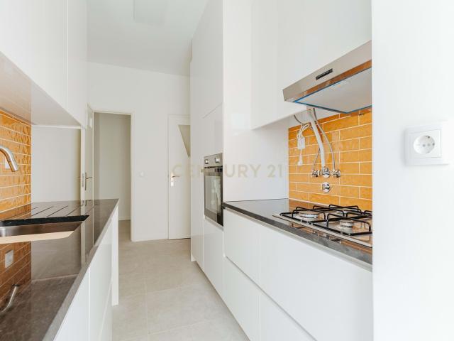 Apartamento alugar em Benfica