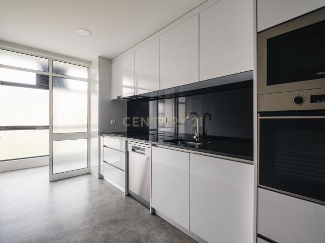 Apartamento alugar em Laborim, Vila Nova De Gaia