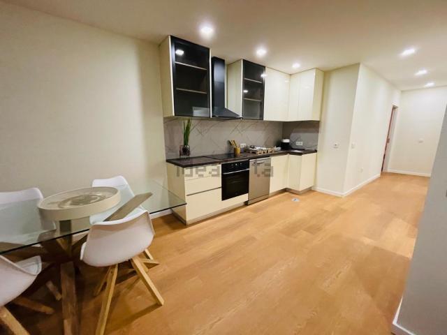 Apartamento venda em Porto