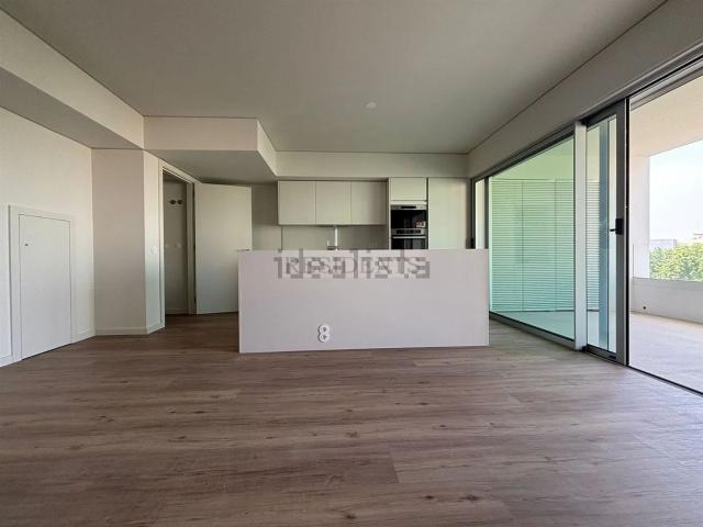 Duplex venda em Requesende, Porto