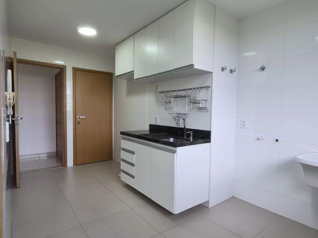 Apartamento aluguel em SQN 211, Plano Piloto