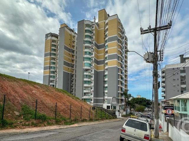 Apartamento aluguel em Região Geográfica Imediata de Florianópolis, São José