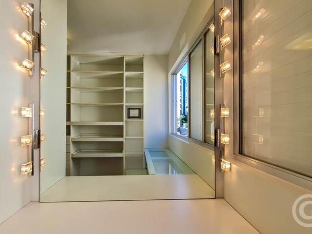 Apartamento aluguel em Região Geográfica Imediata de Florianópolis, Desterro