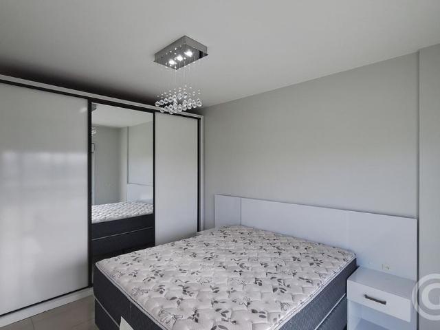 Apartamento aluguel em Região Geográfica Imediata de Florianópolis, Palhoça